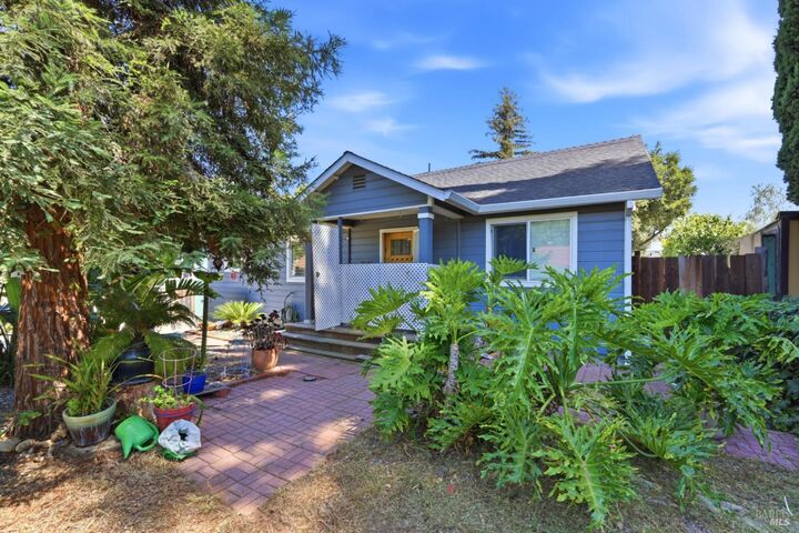 Property Photo:  2707 Bonifacio Street  CA 94519 