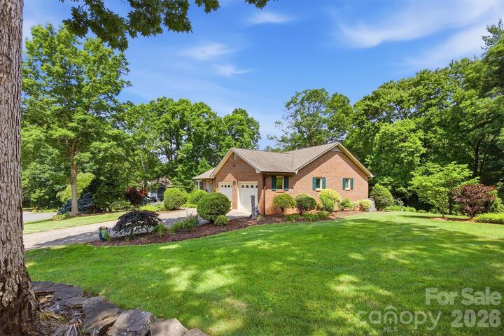 Property Photo: 232 Westwood Drive NC 28655