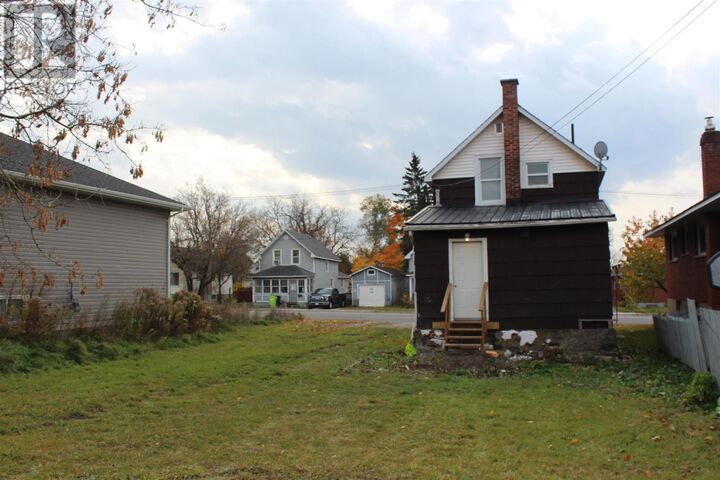 Property Photo: 97 St Georges Ave ON P6B 1X1