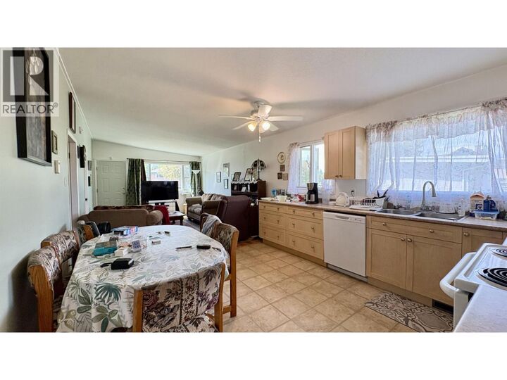 Property Photo:  898 Ewert Street  BC V2M 2N9 