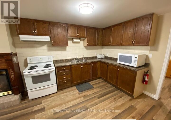 Property Photo:  14 McGibbon Boulevard Bsmt  ON K9V 6G3 