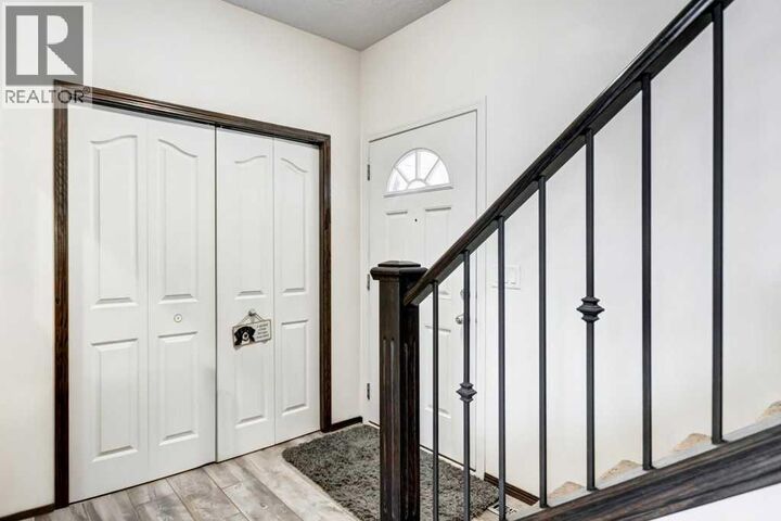 Property Photo:  265 Brightonwoods Gardens Southeast  AB T2Z 0T4 