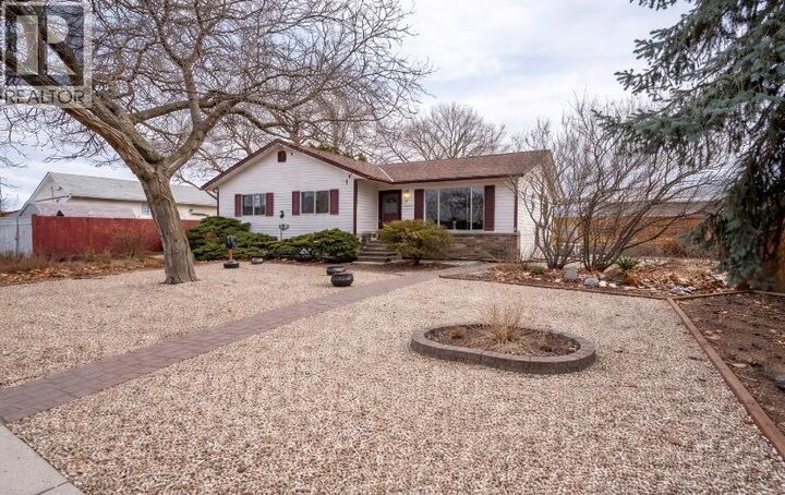 2052 Atkinson Street — photo 1