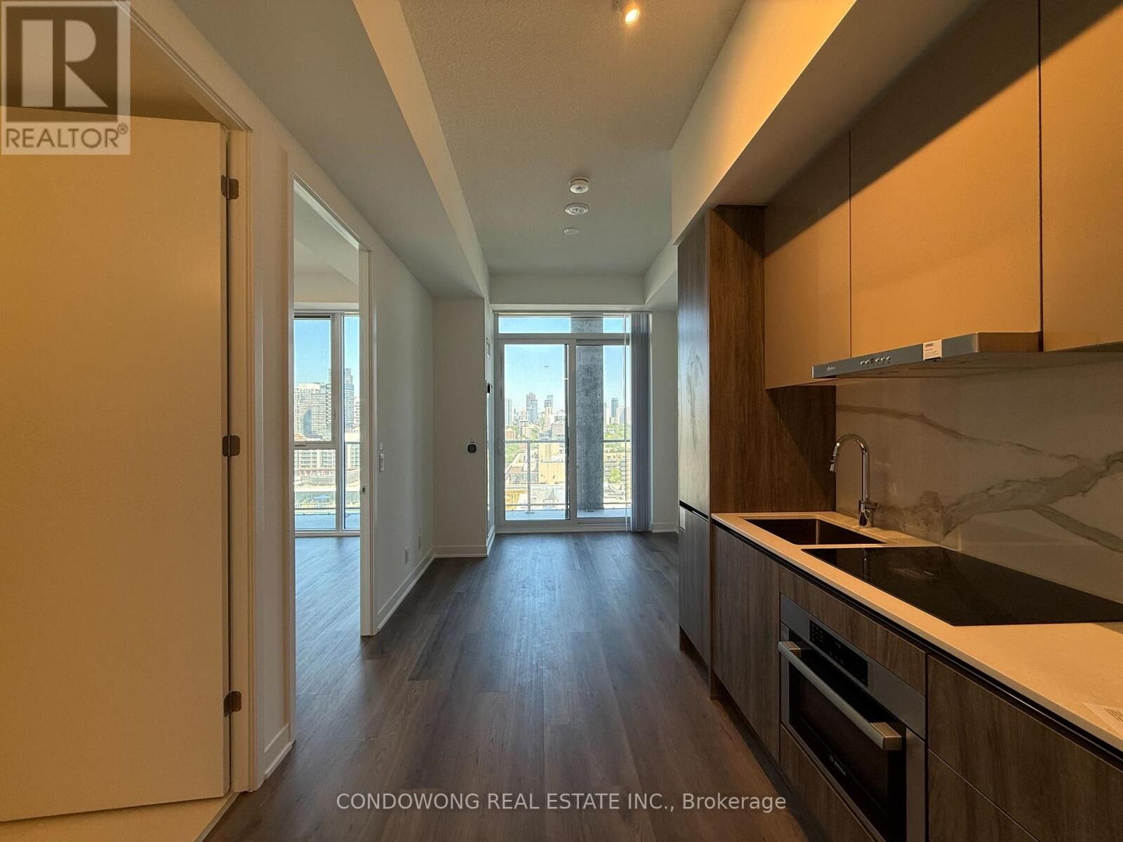 Property Photo:  180 Front Street East 2315  ON M5A 0A9 