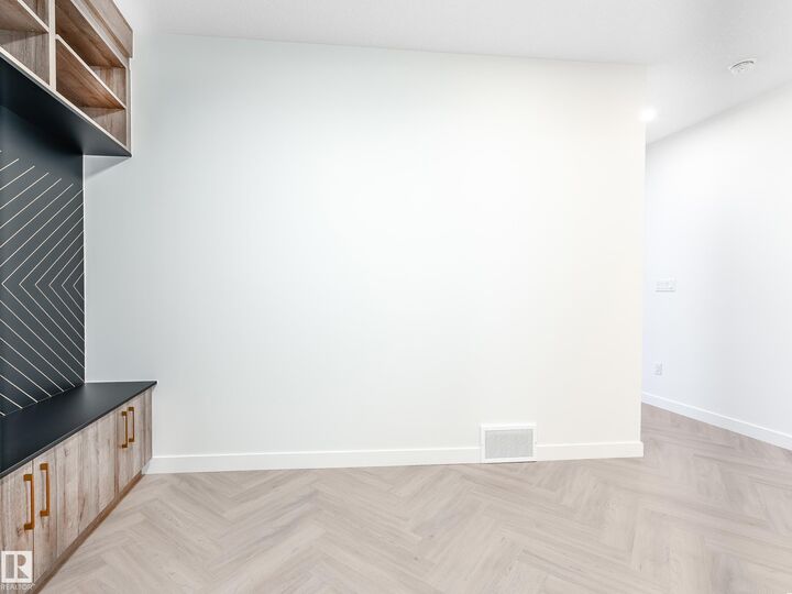 Property Photo: 125 Lilac Close AB T9E 1R3