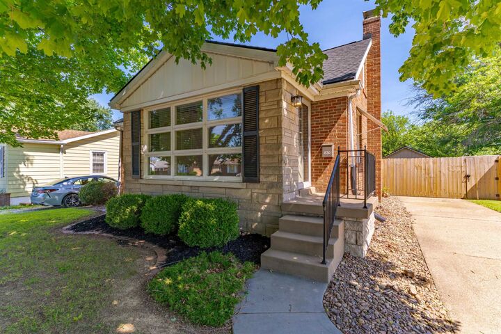 Property Photo:  830 Joan Avenue  IN 47711 