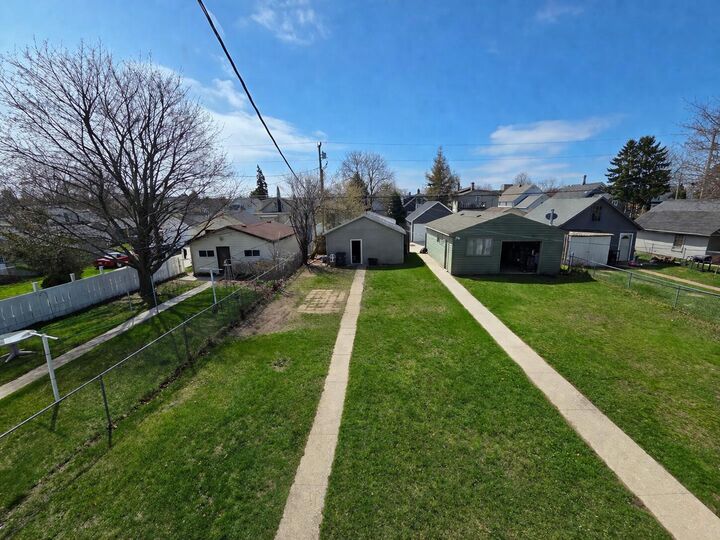 Property Photo:  919 High Ave  WI 53081 