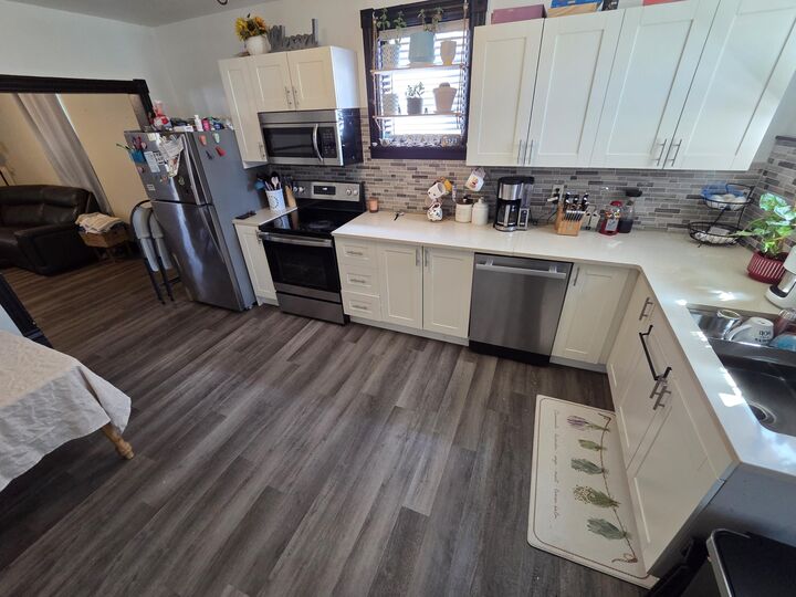 Property Photo:  919 High Ave  WI 53081 