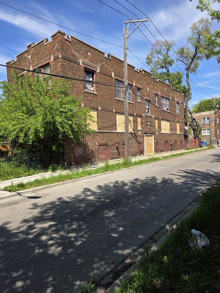 Property Photo: