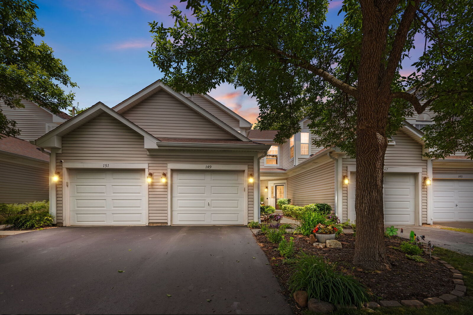 Property Photo:  149 Polaris Drive 149  IL 60156 