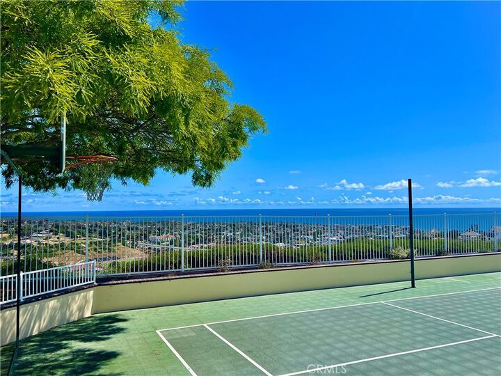 Property Photo:  2001 Via Aguila  CA 92673 