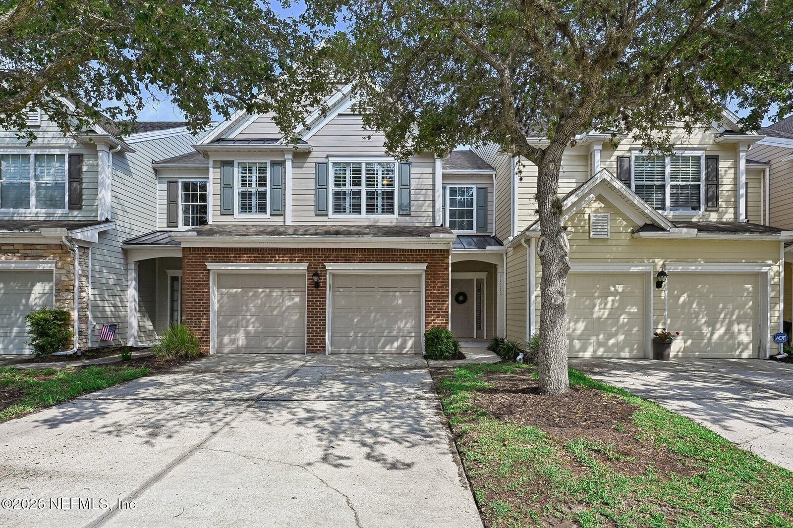 Property Photo:  11211 Castlemain Circle N  FL 32256 