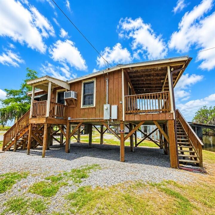 Property Photo:  150A W Shirley Road  LA 70083 