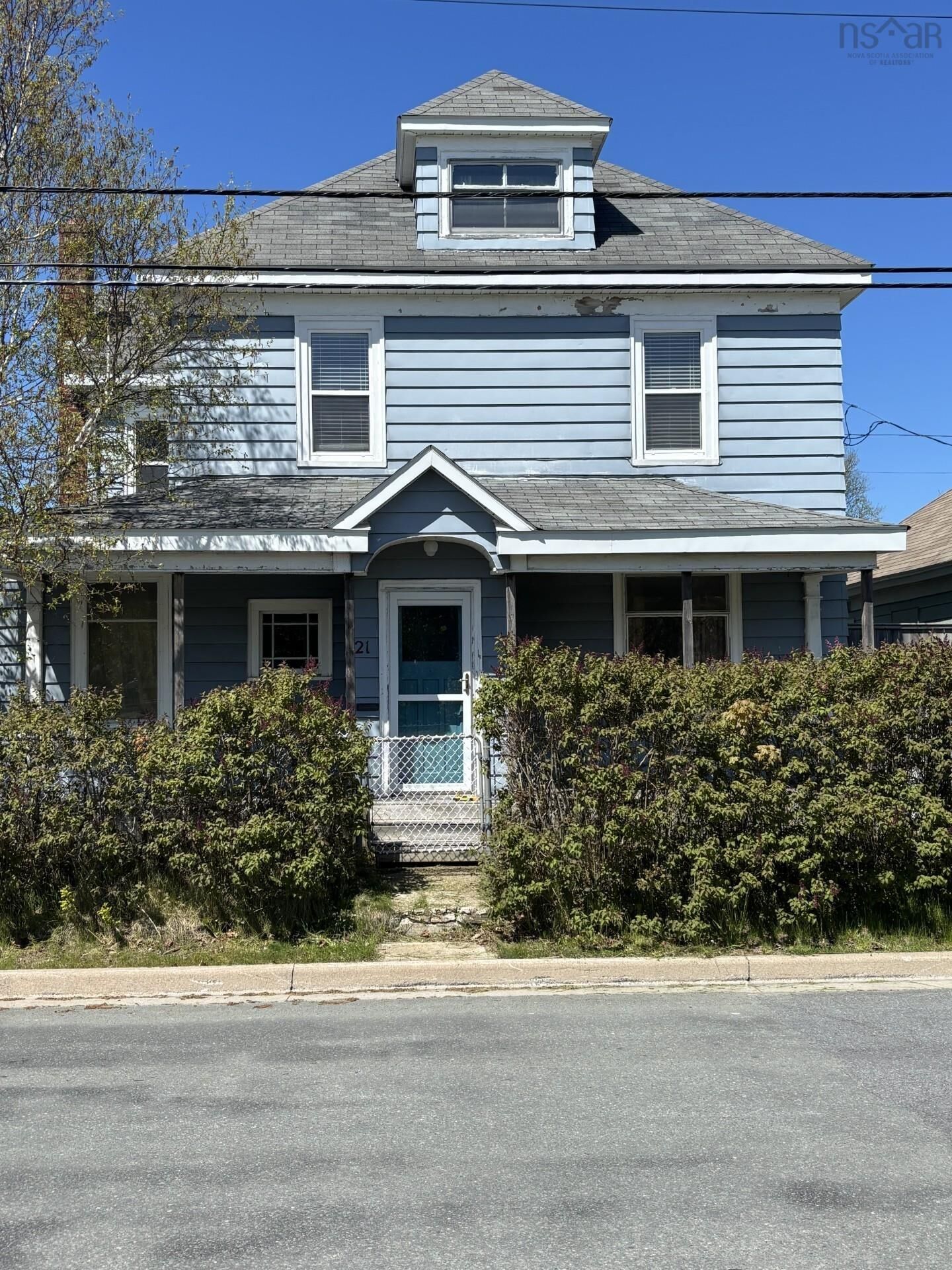 Property Photo:  21 Regent Street  NS B2A 2E3 