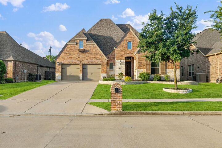 Property Photo: 6916 Barolo Drive TX 75088
