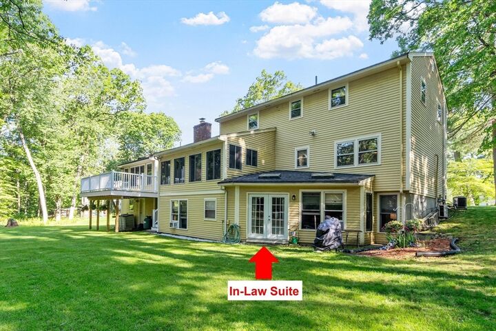 Property Photo: 10 Lancaster Place MA 01810