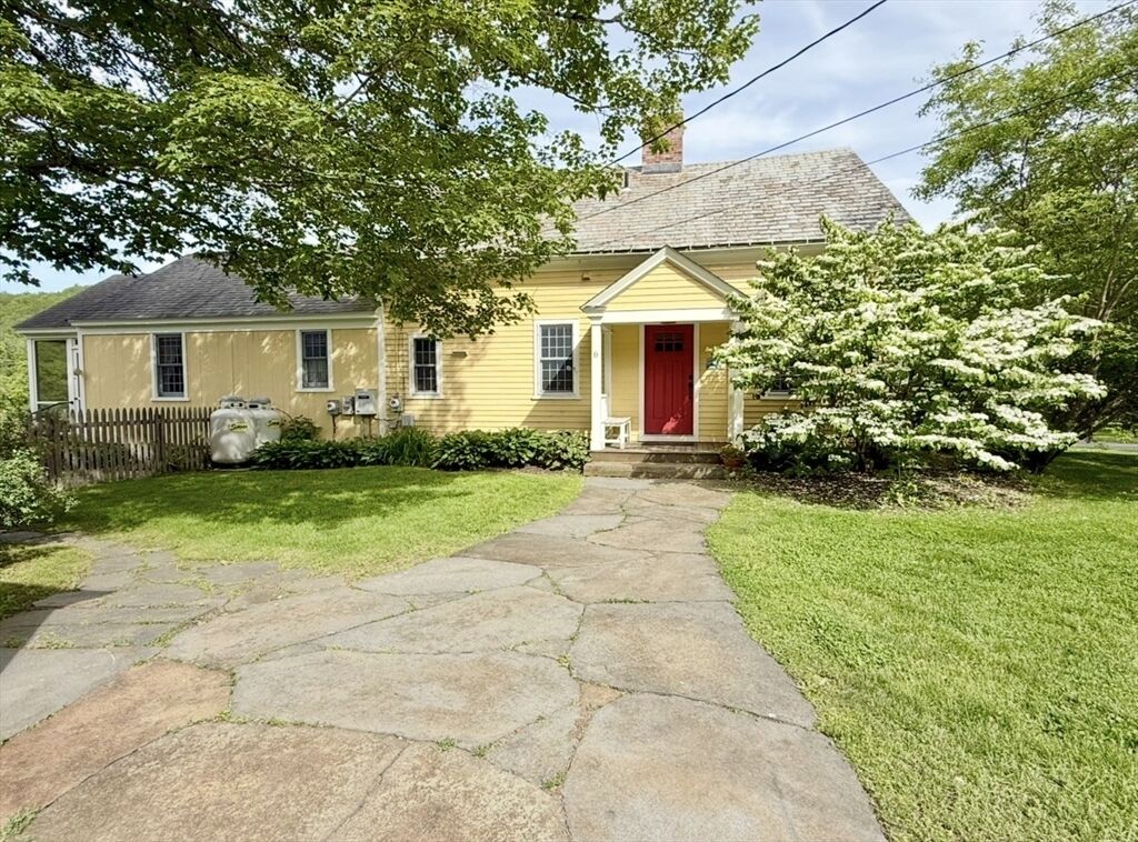 Property Photo: 6 Cross St MA 01338
