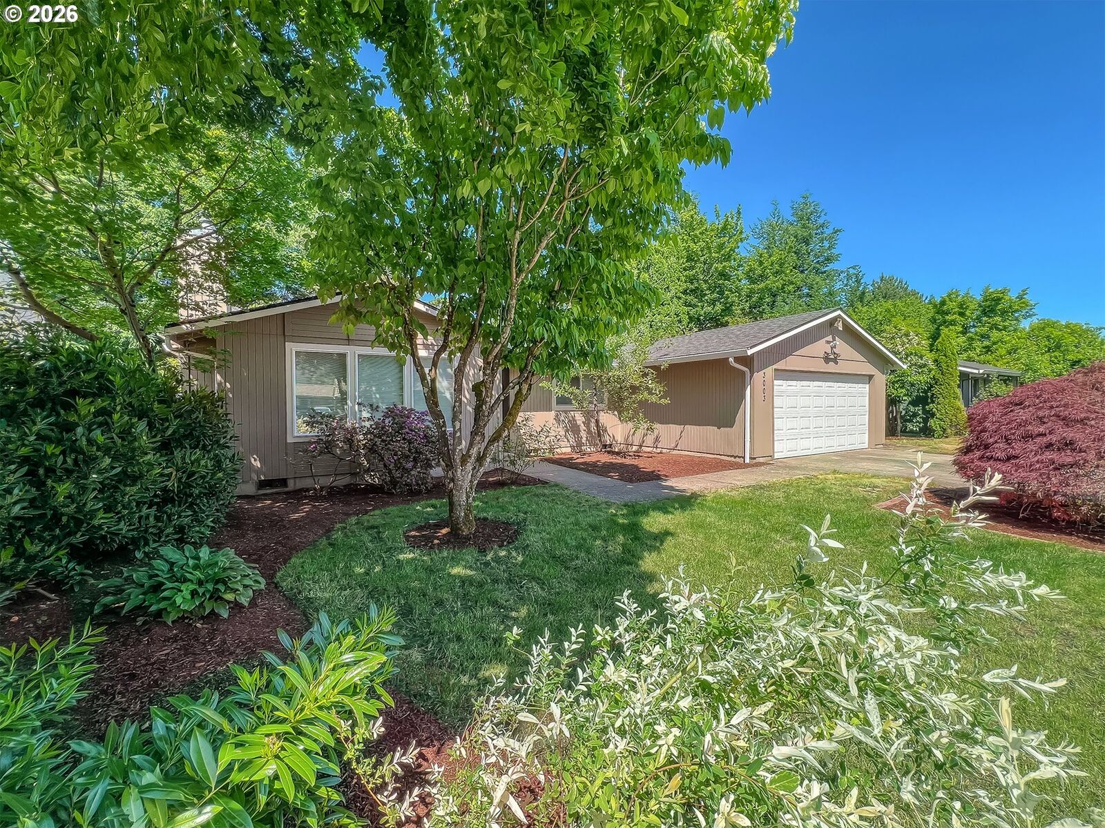 Property Photo: 3003 NE Hale Ave OR 97030