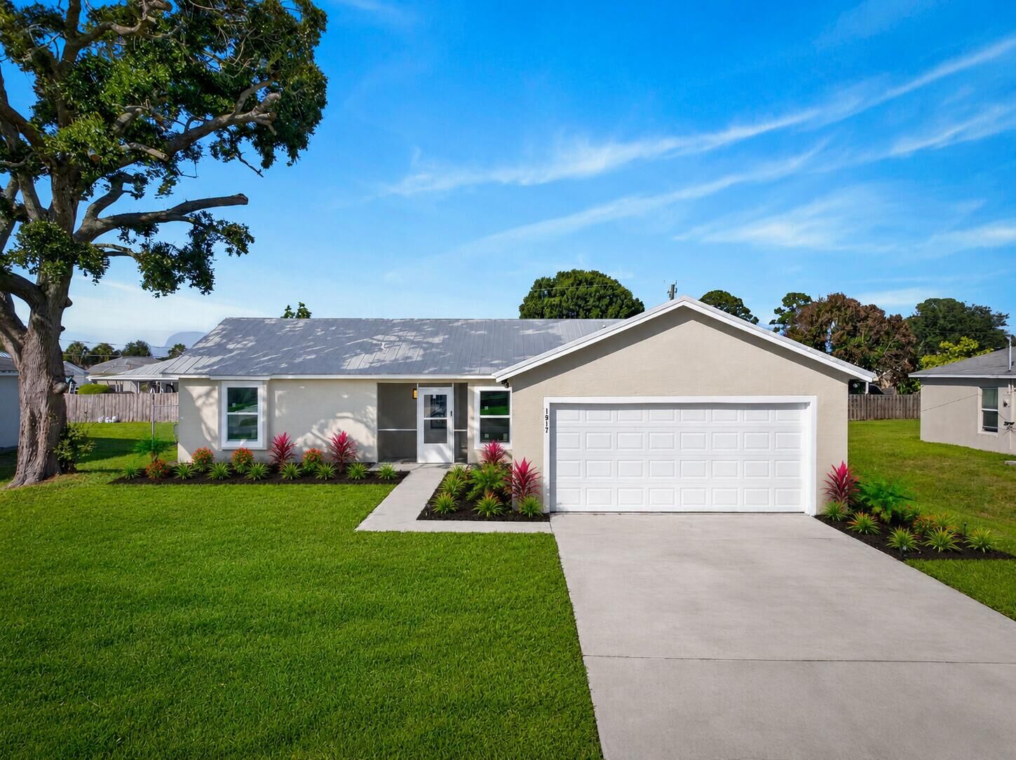 Property Photo:  1917 SW Flower Lane  FL 34953 