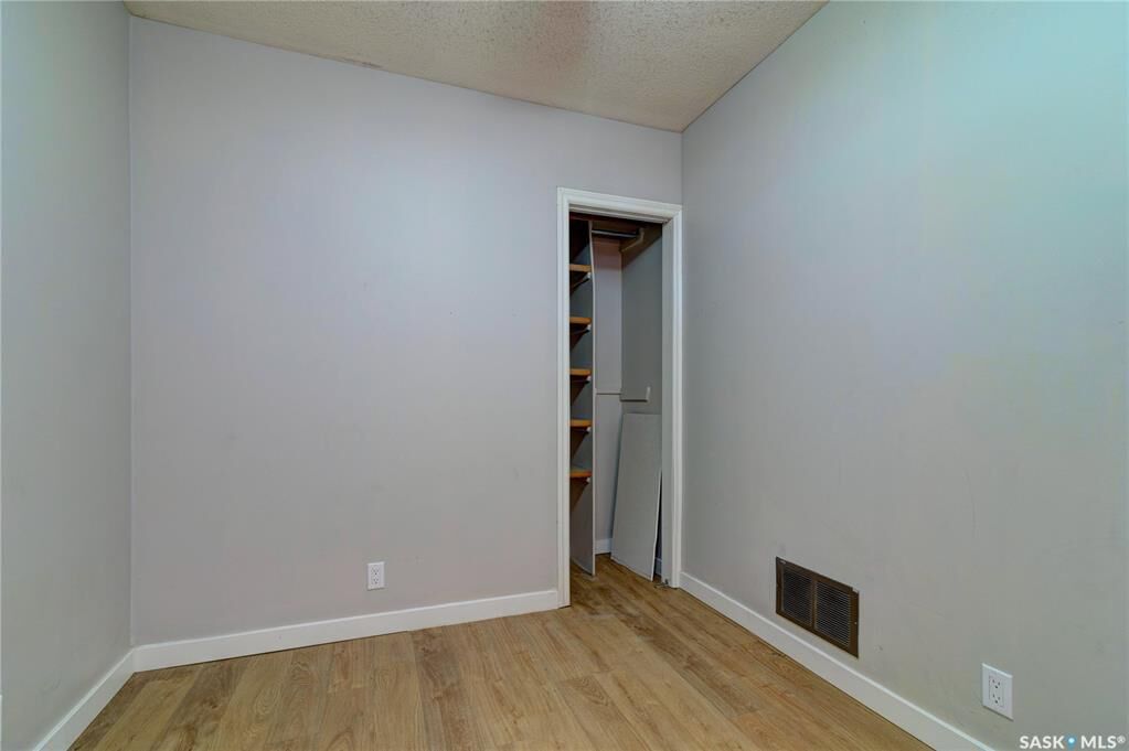 Property Photo: 1035 Wallace Street SK S4N 3Y7