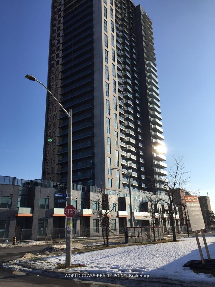 8 Nahani Way 702 — photo 1