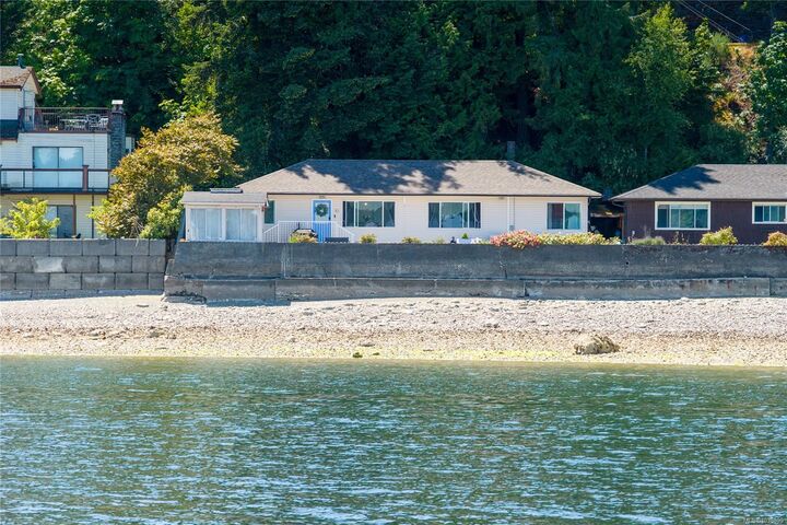 345 Chemainus Rd #10 — photo 1