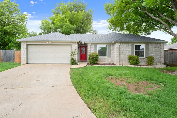Property Photo:  2113 Rosemary Lane  TX 78664 