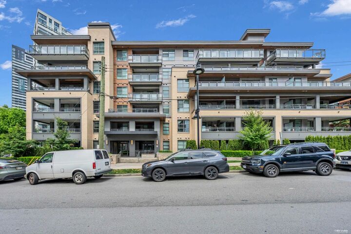 Property Photo:  603 Regan Avenue 406  BC V3J 0K2 