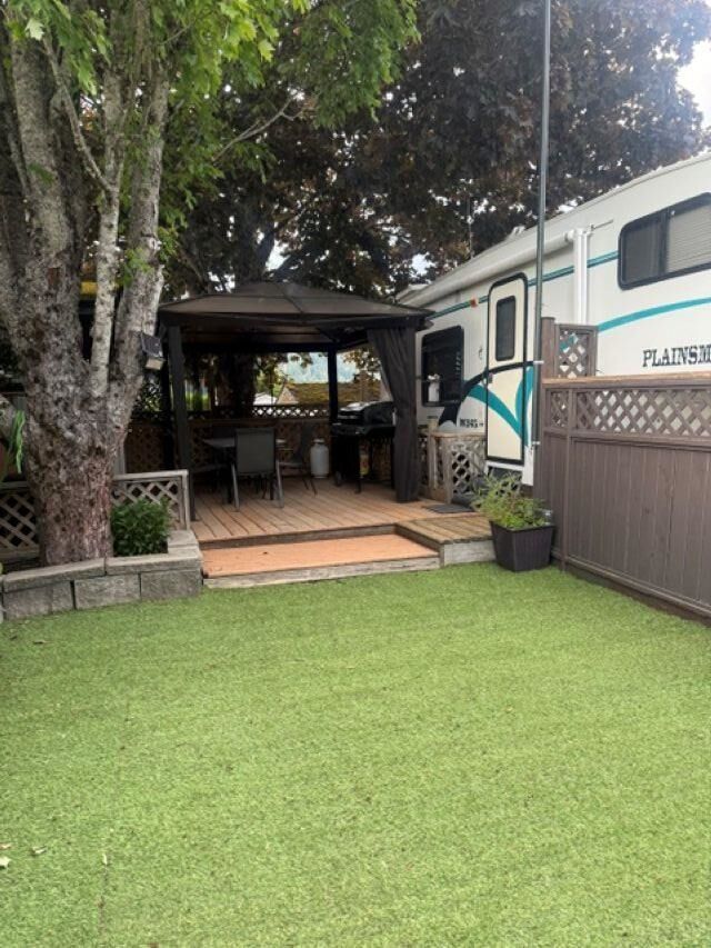 Property Photo:  1436 Frost Road 95  BC V2R 4X8 