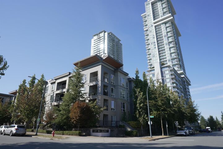 13339 102A Avenue Avenue 204 — photo 1