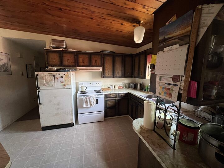 Property Photo:  32173 Scott Avenue  BC V2N 1C3 