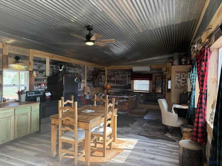 Property Photo:  27199 Wind Cave Rd  SD 57747 
