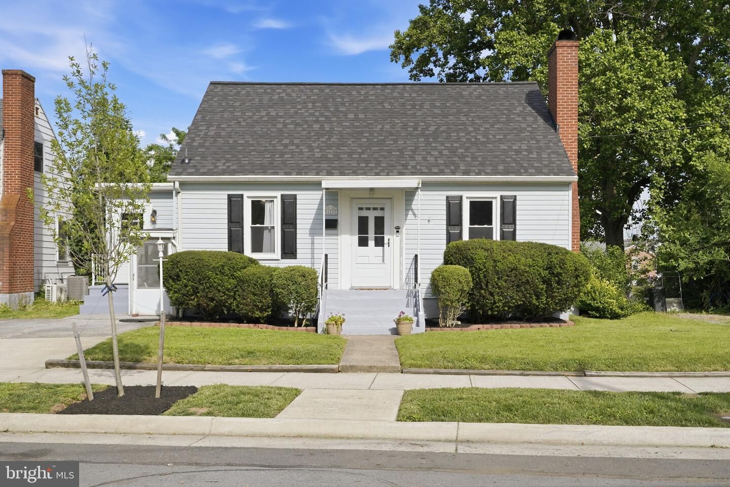 Property Photo: 528 Battle Avenue VA 22601