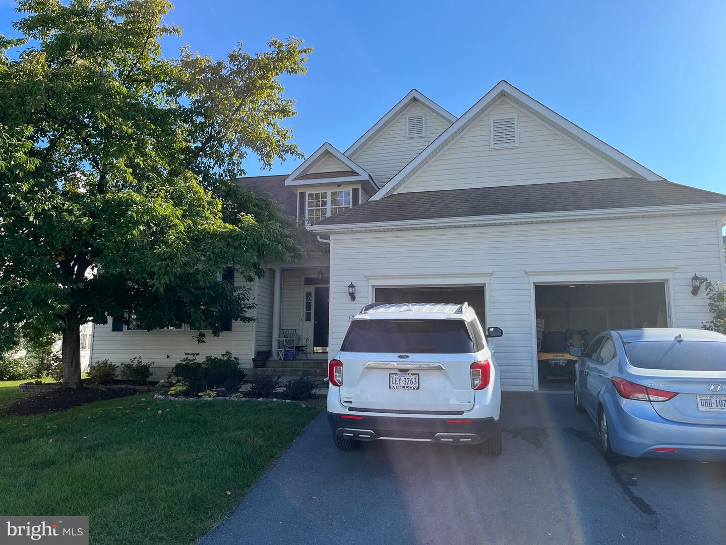 Property Photo: 104 Hayvenhurst Court VA 22655