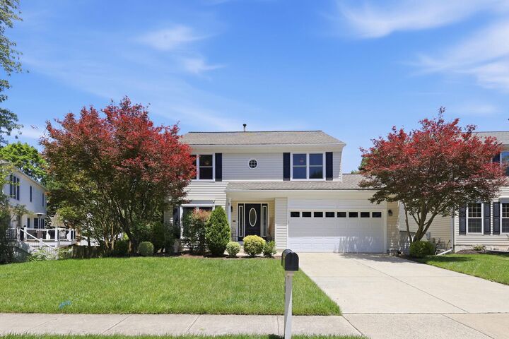Property Photo:  204 Grafton Way NE  VA 20176 