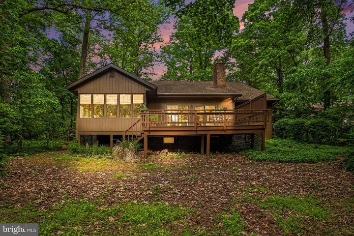 Property Photo:  30 Poplar Lane  PA 17022 
