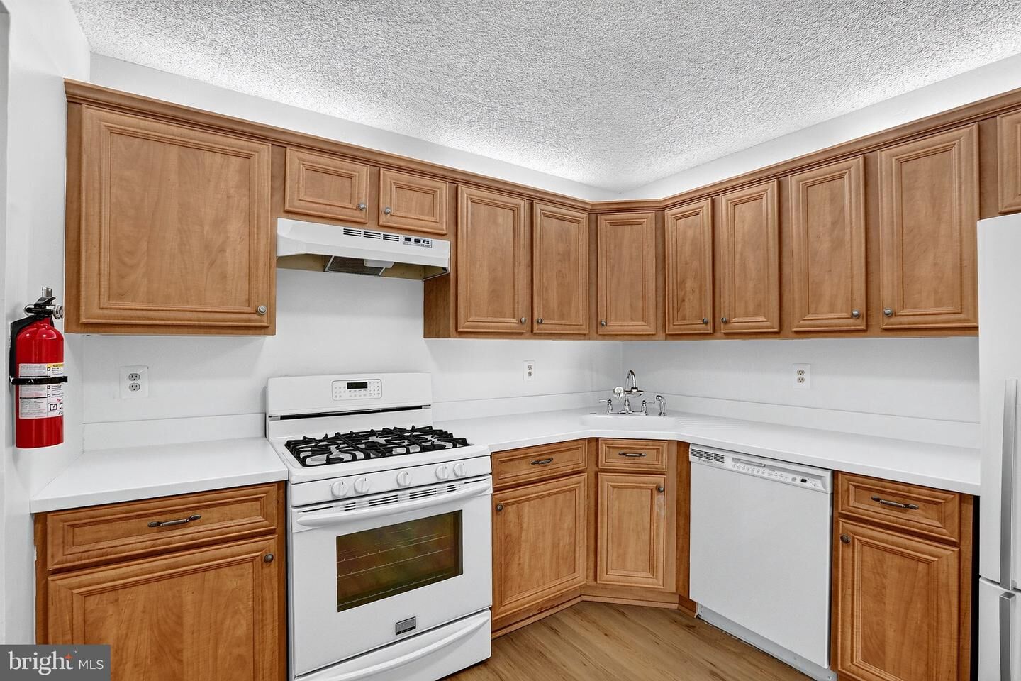 Property Photo:  61 Aspen Court  NJ 08619 