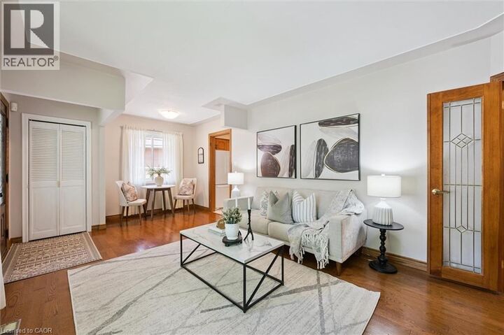 Property Photo:  9 Ottawa Crescent  ON N1E 2A4 