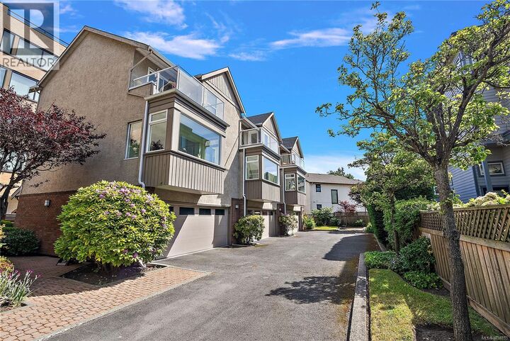 Property Photo:  108 Dallas Road 4  BC V8V 1A3 