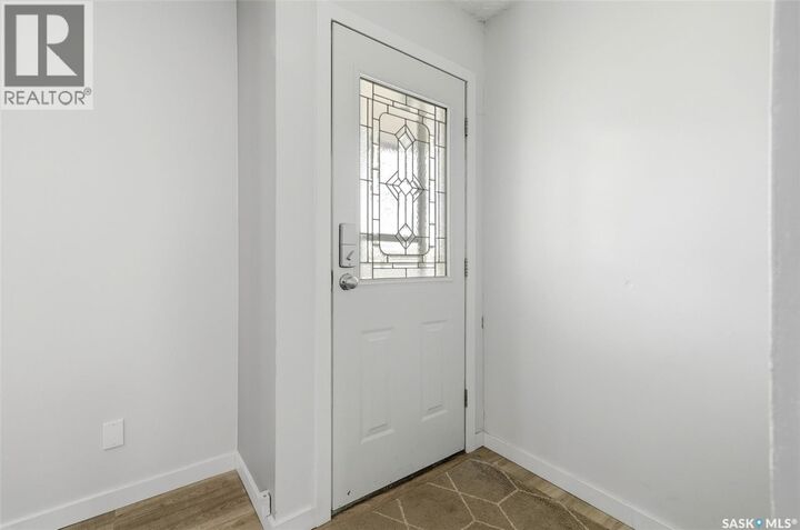 Property Photo:  28 Cameron Crescent  SK S4S 2X2 