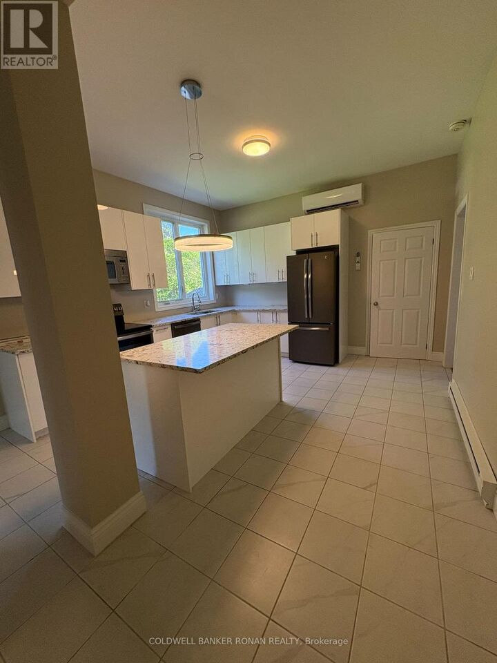 Property Photo:  1429 Meadow Drive  ON K4P 1B1 