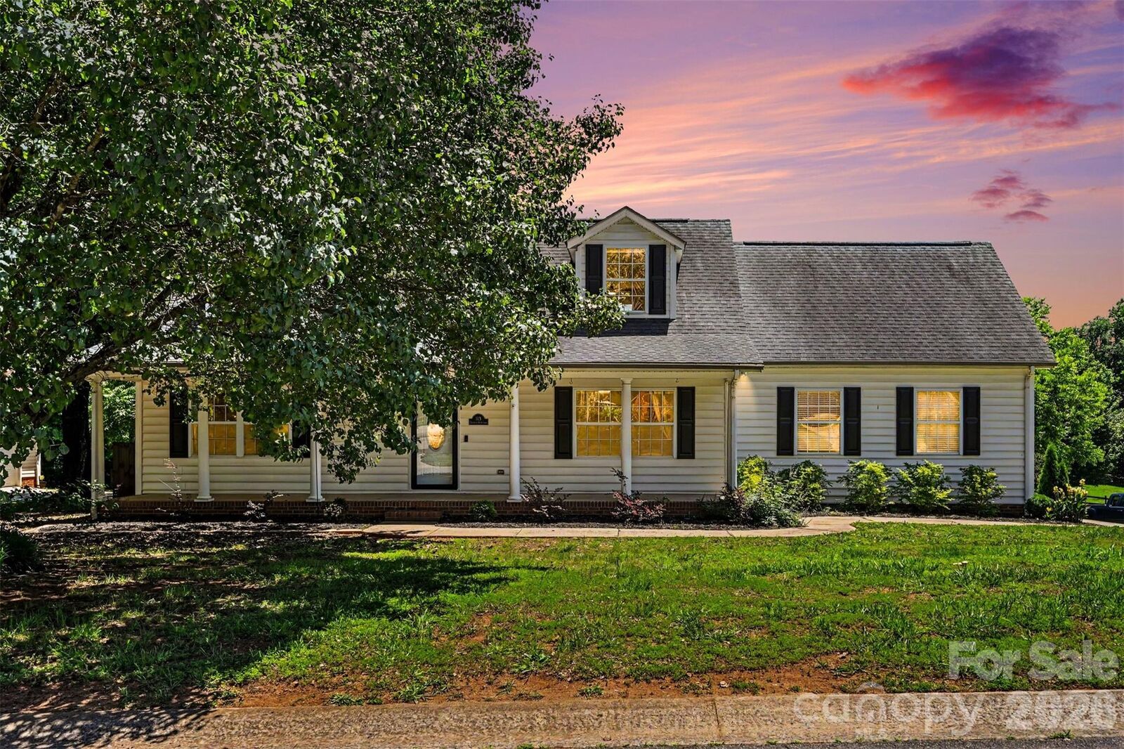 Property Photo:  113 Heather Glen Lane  NC 28012 