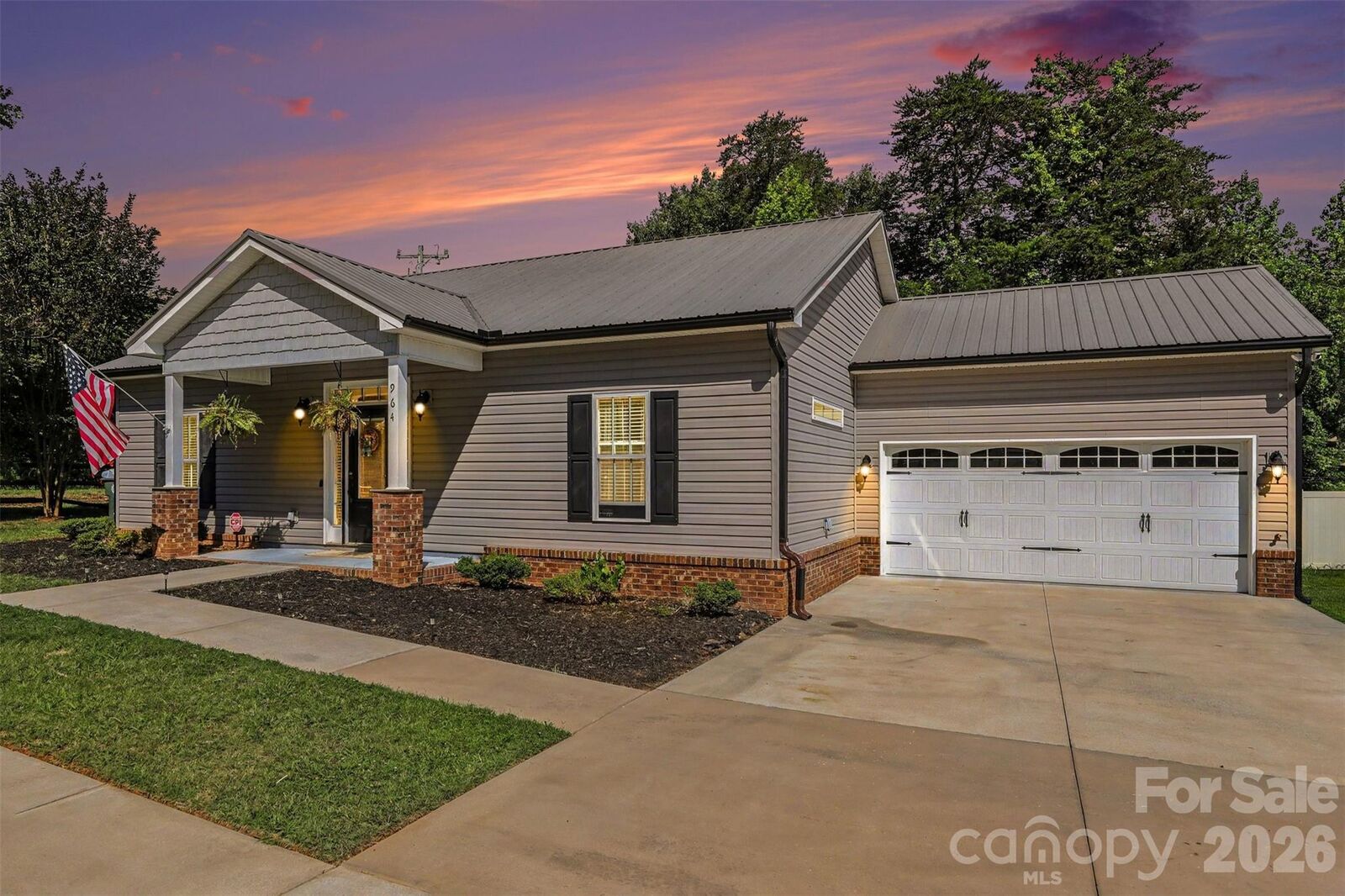 Property Photo:  964 Mathis Avenue  NC 28146 