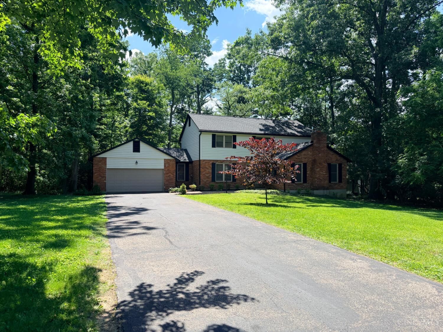 Property Photo: 6229 Sweet Briar Court OH 45140