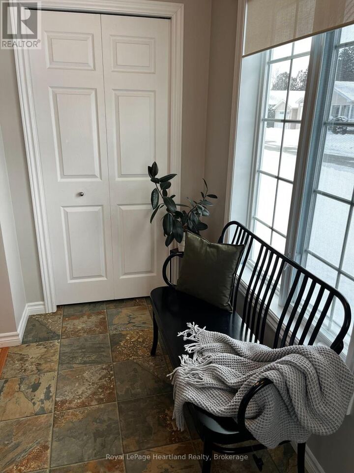 Property Photo:  459 Richard Crescent  ON N7G 3P4 