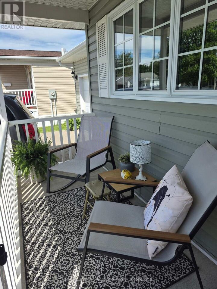Property Photo:  459 Richard Crescent  ON N7G 3P4 
