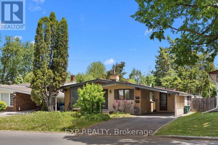 Property Photo:  2335 Harding Road  ON K1G 3B7 