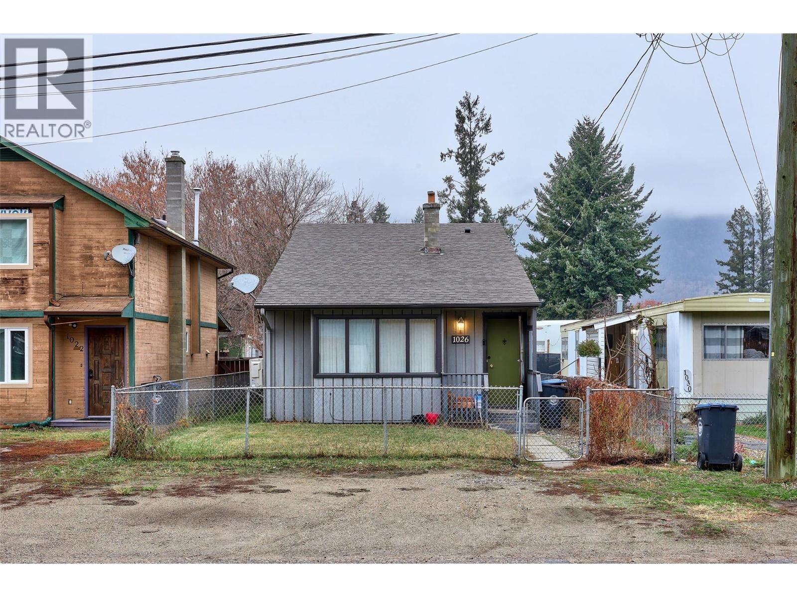 Property Photo: 1026 Hillside Avenue BC V0E 1M0