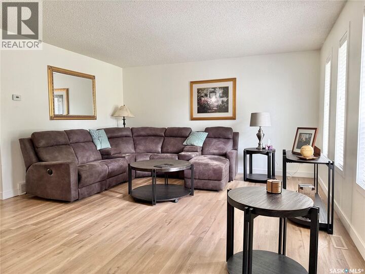 Property Photo:  405 3rd Avenue S  SK S0J 1M0 