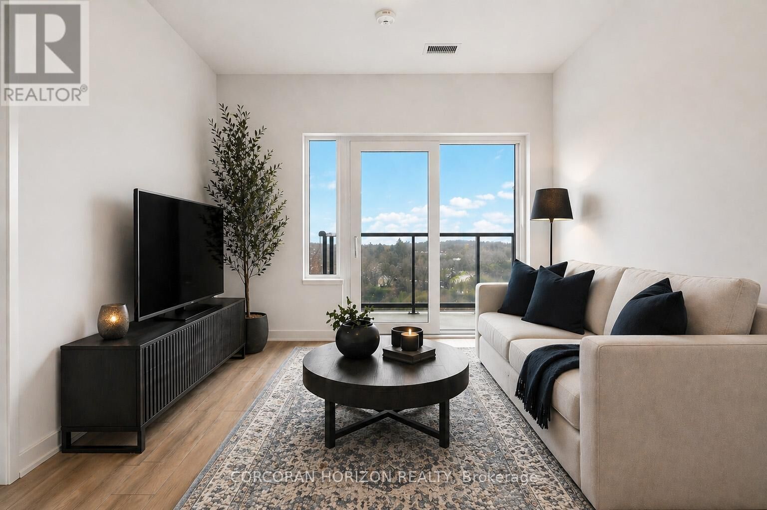 Property Photo:  7439 Kingston Road 805  ON M1B 0G1 